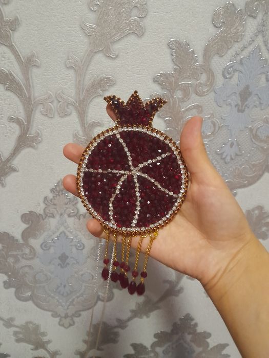 Tillaqosh + zebigardoni bilan mustahkam yasalgan