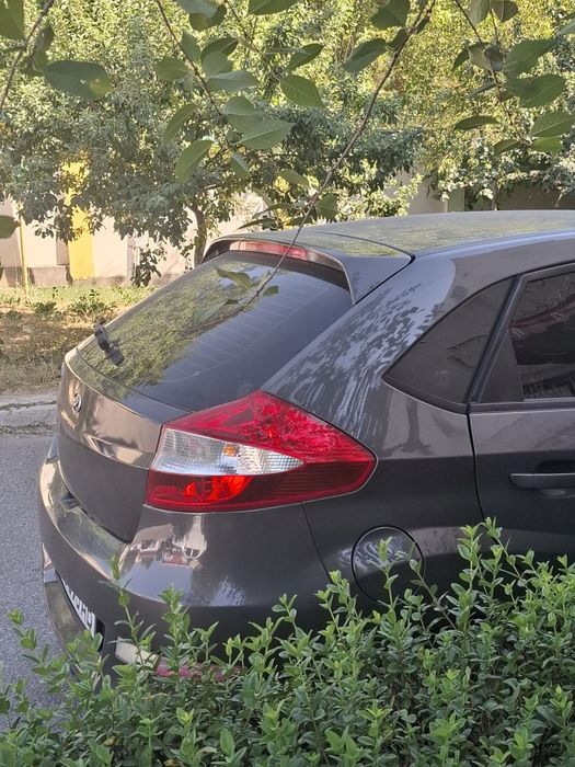 Forza xetchbek 3.000 y.e 85.000 km
