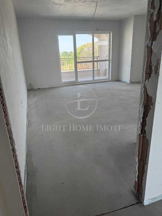 Продава се Тристаен апартамент в Пловдив, Беломорски - 121 кв.м за 1612 €/кв.м - Снимка #1