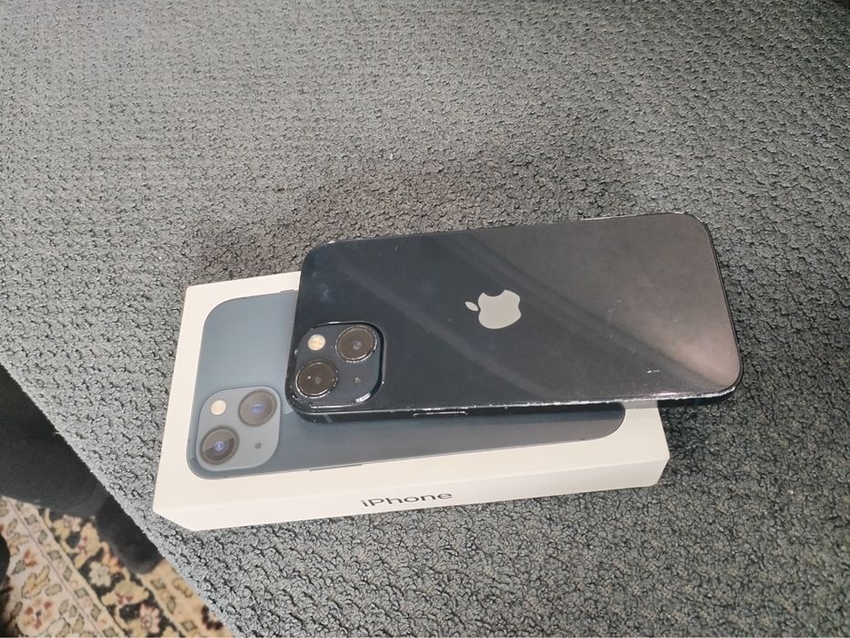 Продам Айфон 13, iphone 13