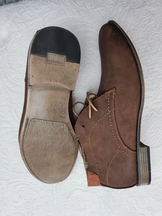 Ghete Venturini din piele,OFERTA 150 lei