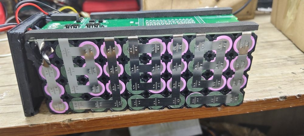 Сборка аккумуляторов