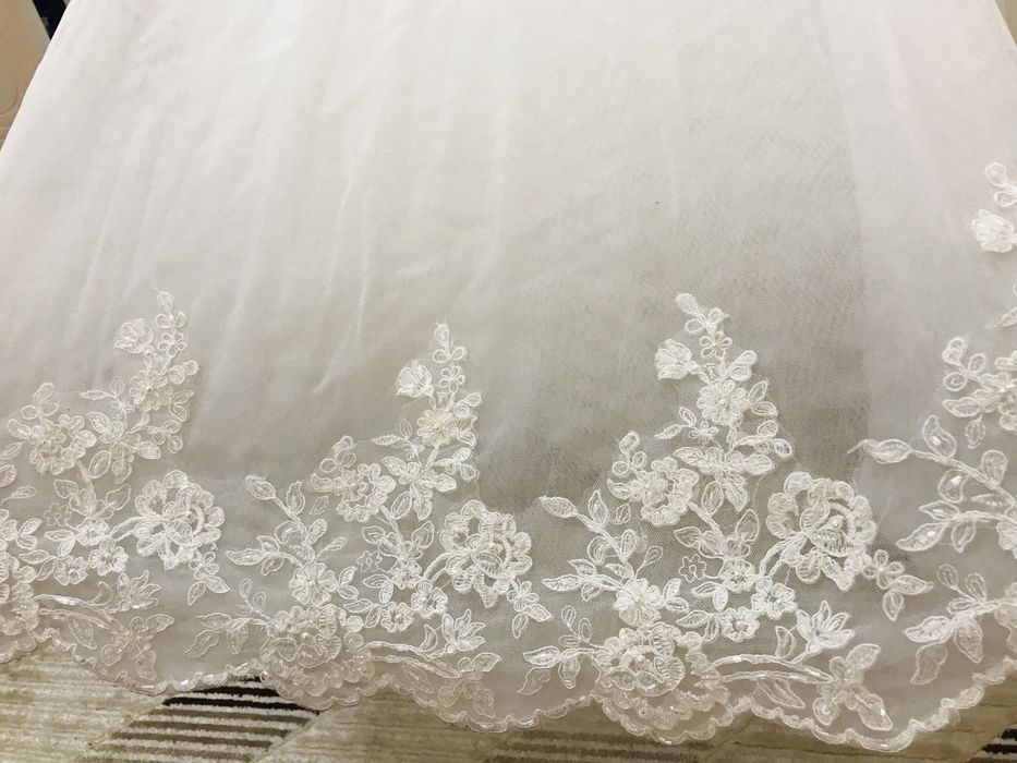 Шикарное свадебное платье