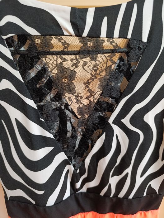 Дамски рокли размер S и  М