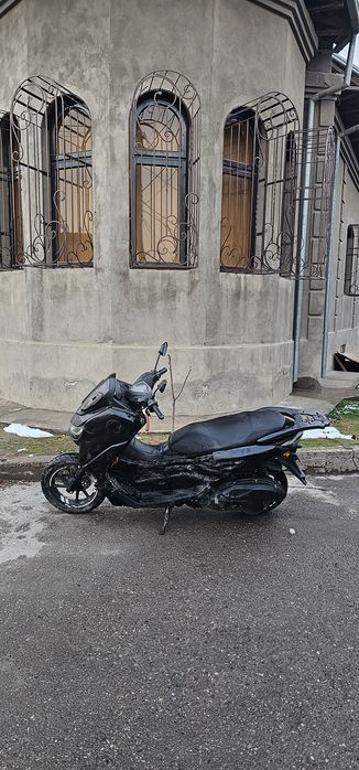 Skuter sotiladi  xolati yurishlari zor