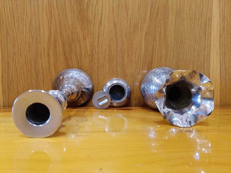 Продавам български никелиран месингов комплект от 3 части