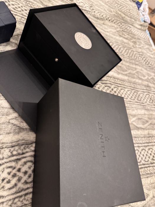 Часовник Zenith skyline