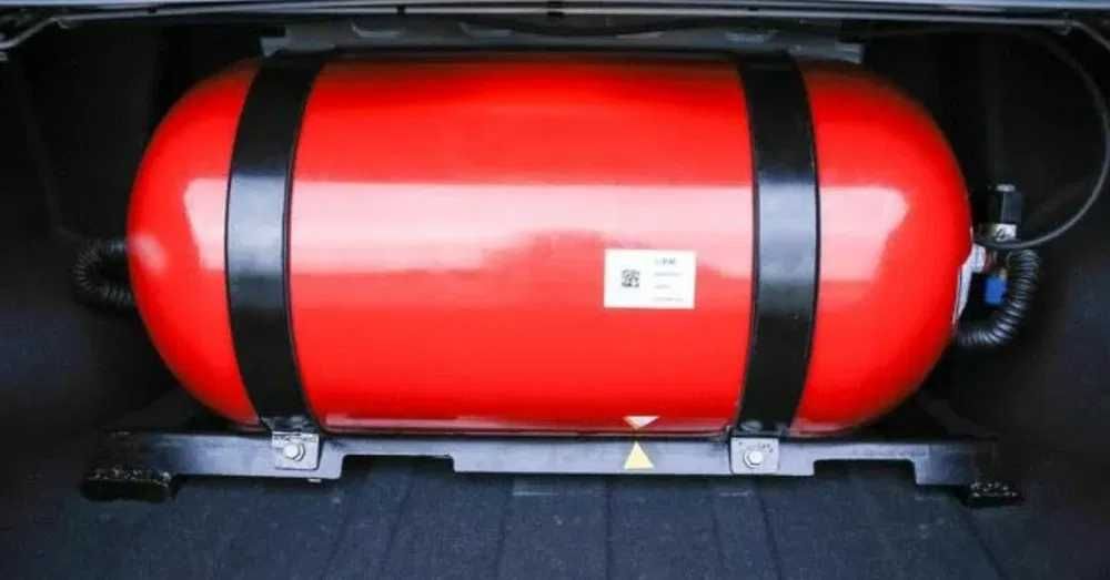 газ баллон  метан новый