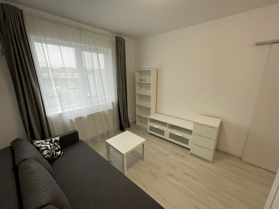 Garsoniera in bloc nou
