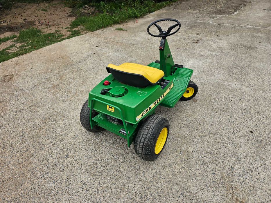 Тракторна Косачка JOHN DEERE.