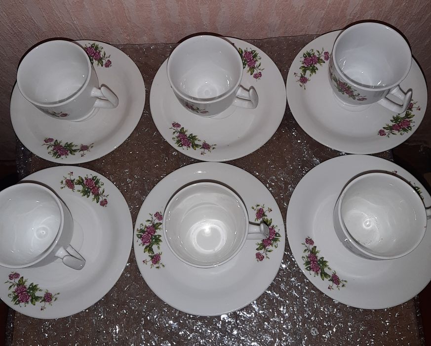 Продам чайный сервиз хорошее качество