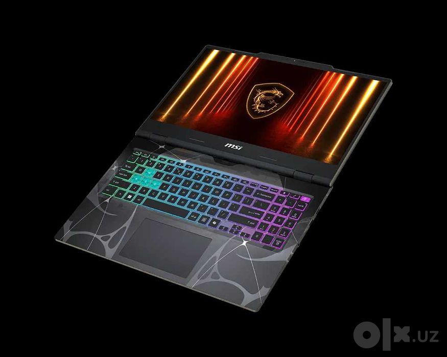 MSI Cyborg 15  15.6" 144Hz Intel Core 7-240H 32GB DDR5 2TB RTX 5060 8G