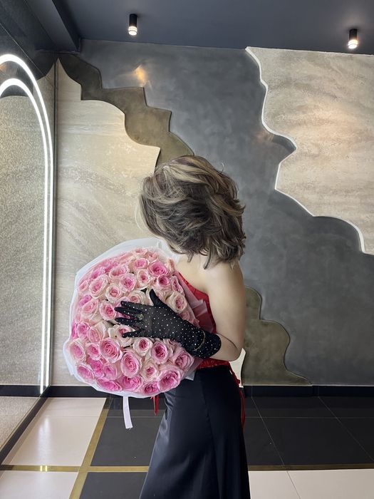 Цветы 101 белые розы