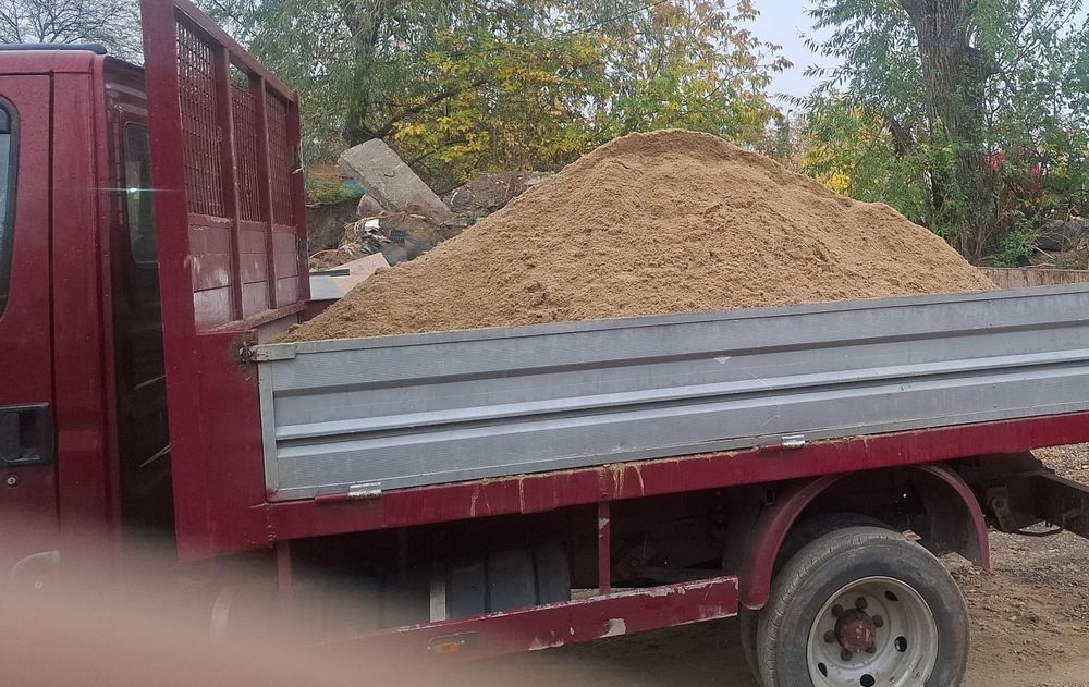 Transport ,Nisip,Pământ,Debarasare Moloz!Containere 3mc,6mc,8mc !!!