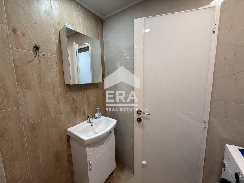 Дава се под наем Двустаен апартамент в Варна, Левски - 65 кв.м за 665 € - Снимка #9