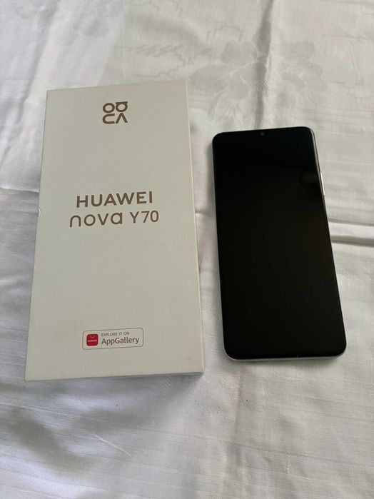 Продавам телефон Huawei Nova Y70