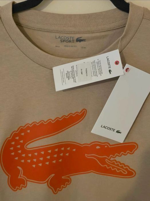 Lacoste        M