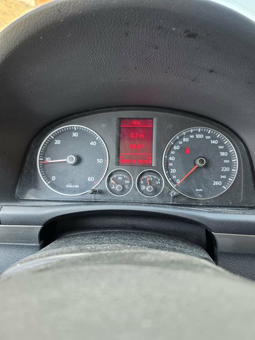 Vînd Touran 7 locuri  2.0 140cp  an 2009 2800 Adus recent din Germania  Neinmatriculat Tuv valbil