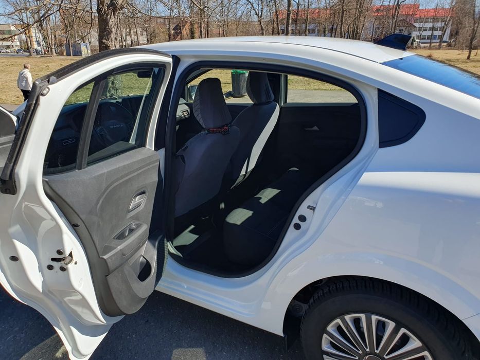 DACIA Logan 2023 — imagine 3
