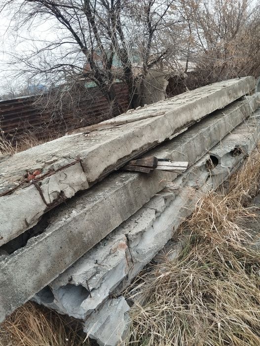 Плита прижайте посматрите