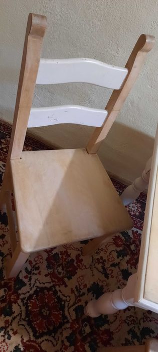 Masa cu 4 scaune lemn masiv