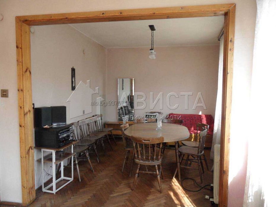 Продава се Четиристаен апартамент в София, Център - 120 кв.м за 2688 €/кв.м - Снимка #3