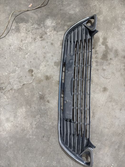 Решетка камри 55