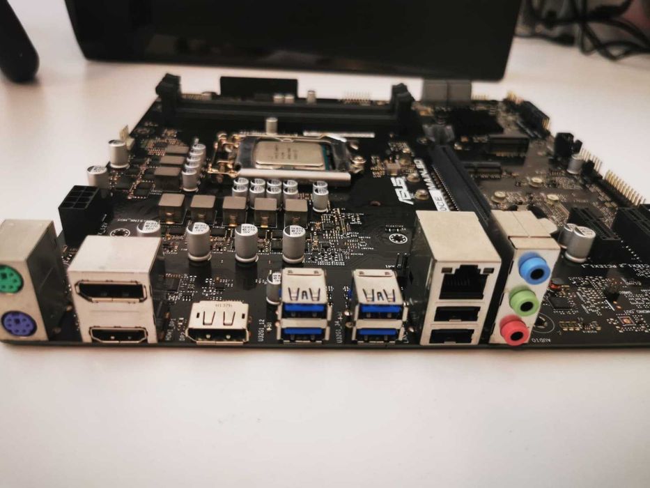 Kit upgrade ASUS ROG STRIX G10CE | i7-11700 + placă bază B560 + cooler OEM