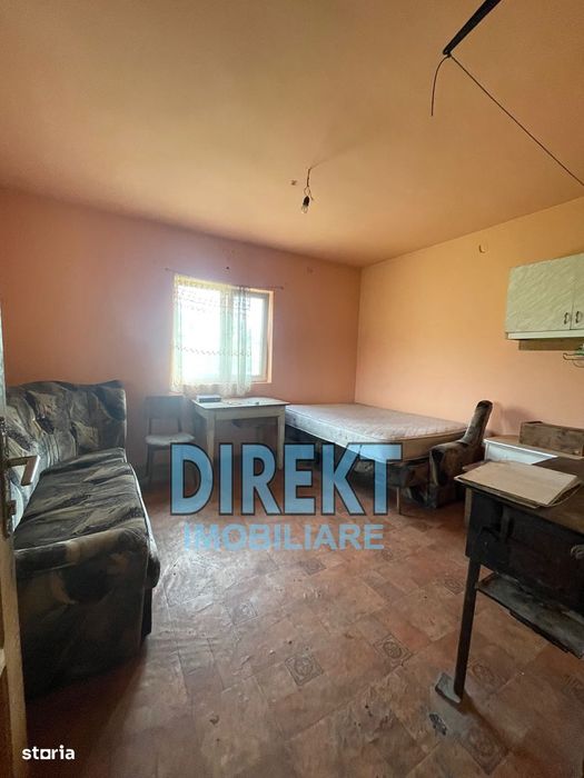 Teren + casa de vacanta