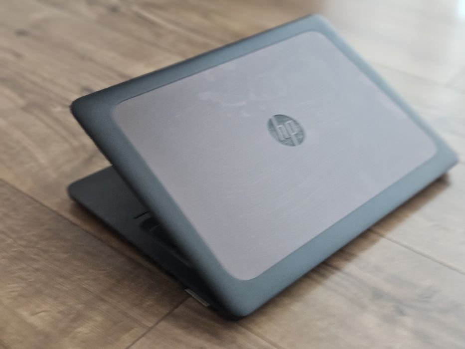Laptop Gaming Hp Zbook Intel i7 6th, 8GB DDR4, 2 placi video AMD FirePro, SSD 512GB, 15.6 FHD