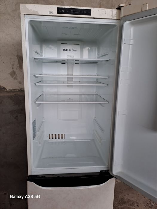 Холодилник сатылады