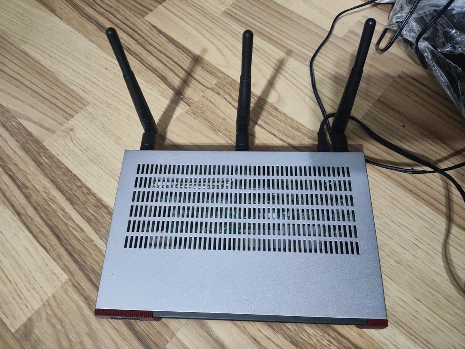 Router Firewall Zyxel  USG20W-VPN Lan Wireless Usb Sfp