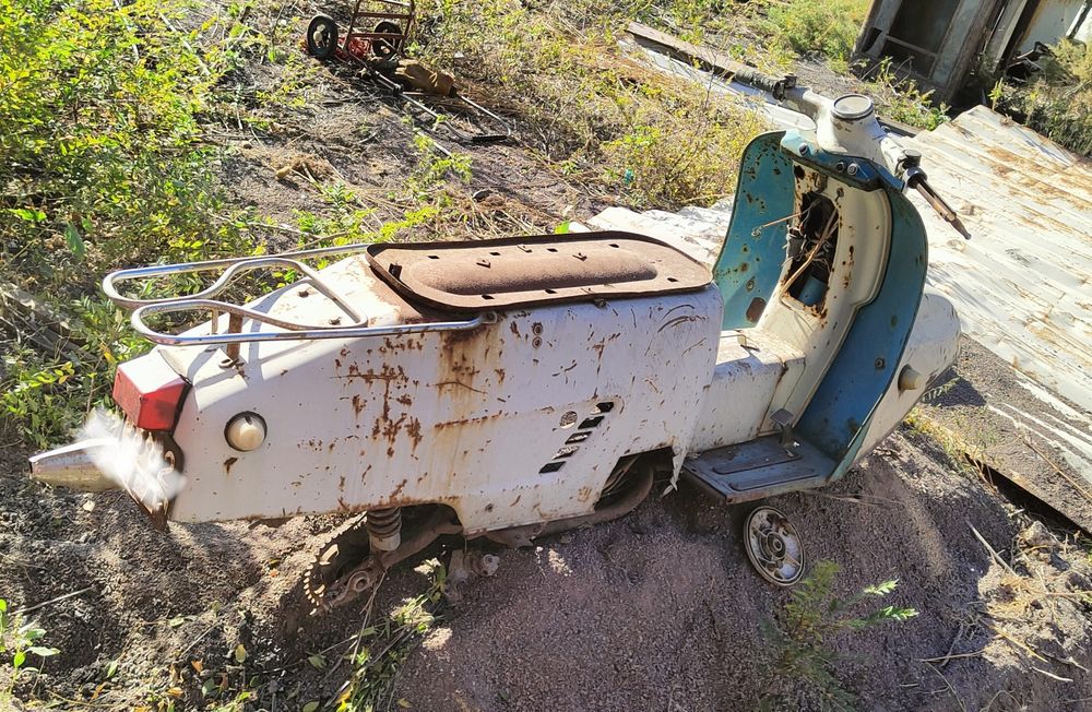 Продам моторолер Тулица ) Турист) СССР