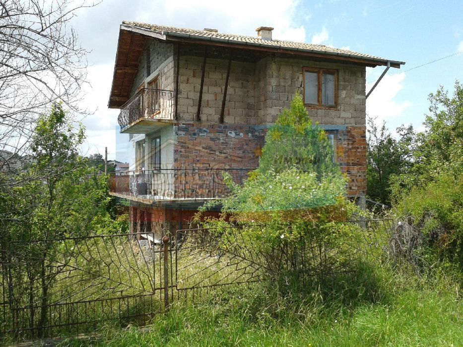 Къща в с. Селищен дол