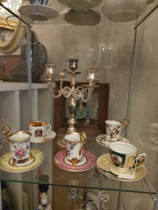 Посребрени и стъклени находки