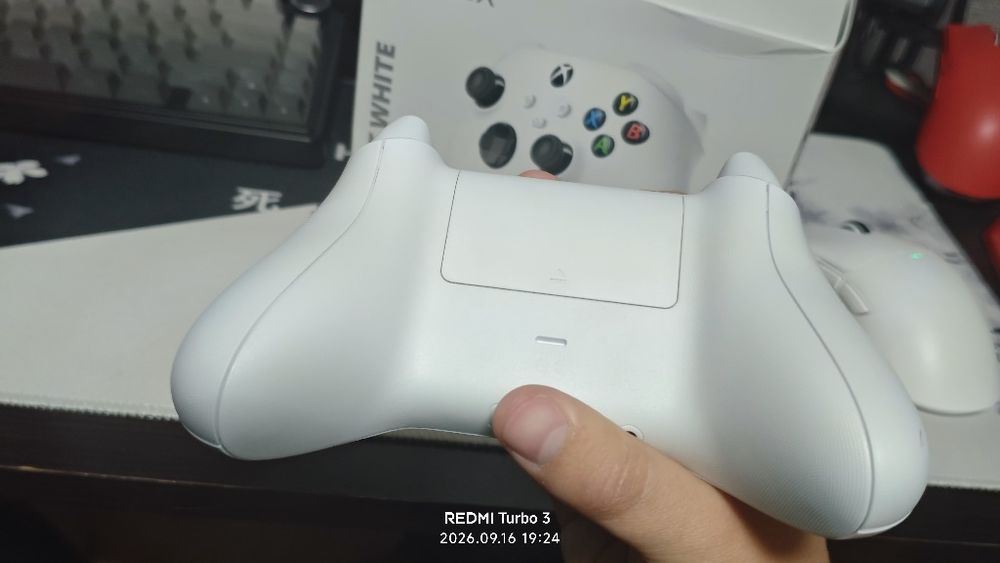 Продам новый геймпад Xbox х