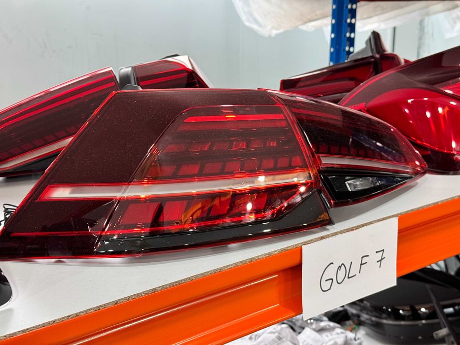 Set Stopuri Full LED Volkswagen Golf 7 / 7.5 HB
