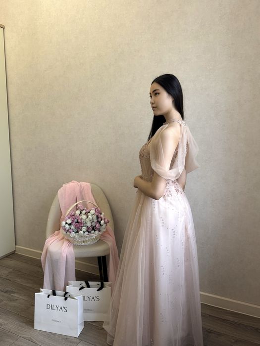 Вечернее платье