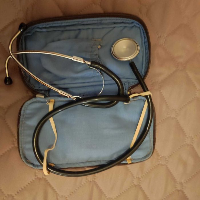 Медицински стетоскоп (слушалка)