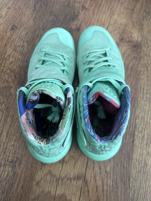 Nike Kyrie 2 What the Kyrie Green Glow basketball jordan lebron