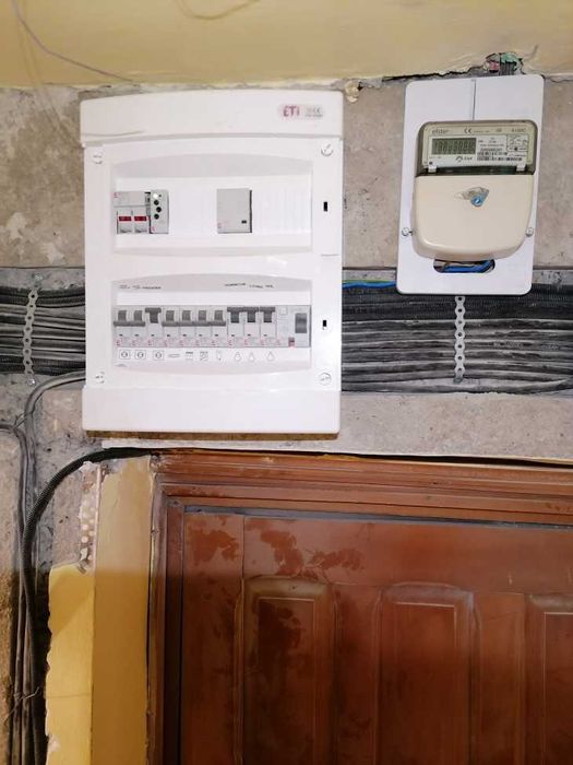 Electrician Calificat particular