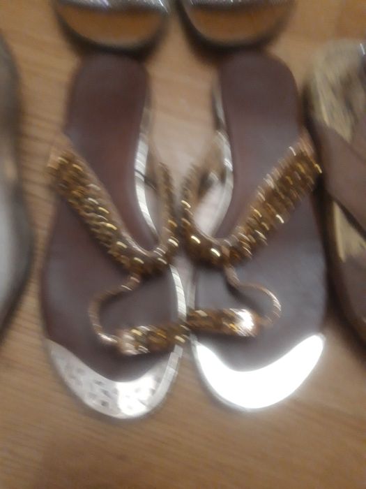 женская обувь модельная.