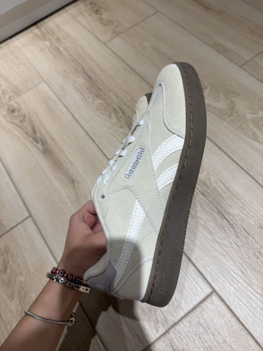 Кроссовки Reebok -НОВЫЕ!!!куплены в США