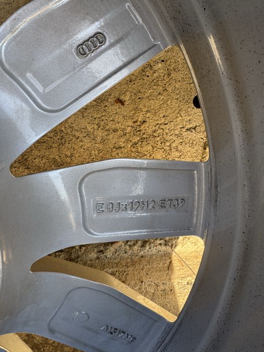 Джанти с гуми заАУДИ А6 С8