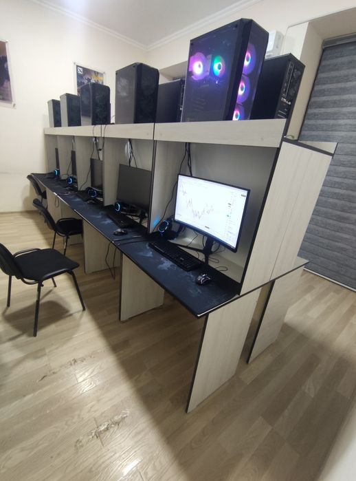 Компьютерний столь сотилади