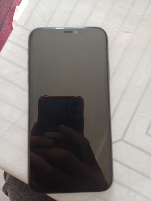 Айфон 11  на 128 гигабайт