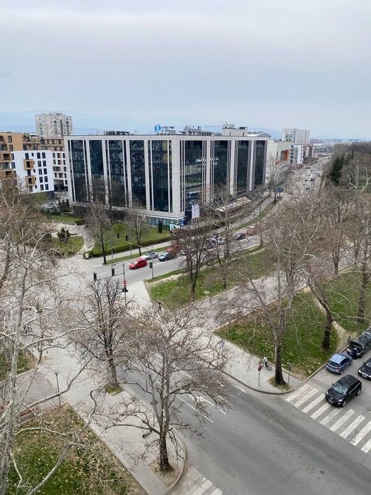 Продава се Тристаен апартамент в Пловдив, Център - 100 кв.м за 2395 €/кв.м - Снимка #3