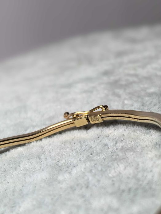 Brățară fixă damă aur galben 14K, ondulată și gravată, 1,70 g – nouă