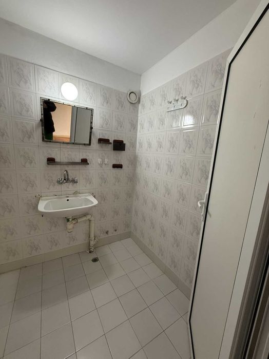 Продава се Тристаен апартамент в Пловдив, Кючук Париж - 80 кв.м за 765 €/кв.м - Снимка #18