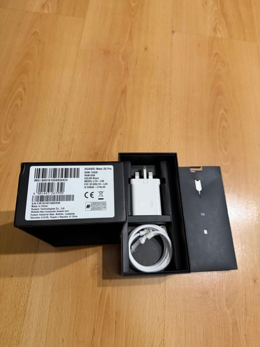 Huawei Mate 20 Pro 128GB + 6GB RAM